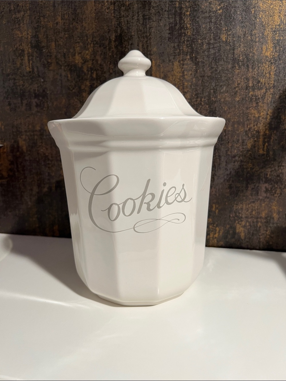 Pfaltzgraff Ceramic 'Cookies' Canister with Lid - Classic Kitchen Storage